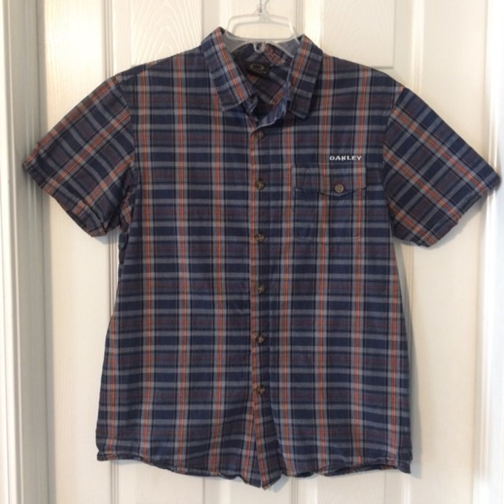 Men’s Oakley Button Down Shirt- Size S